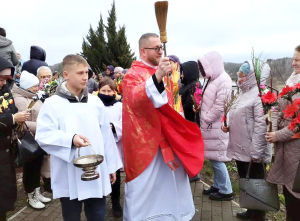 Копыльские католики отметили Вербное воскресенье