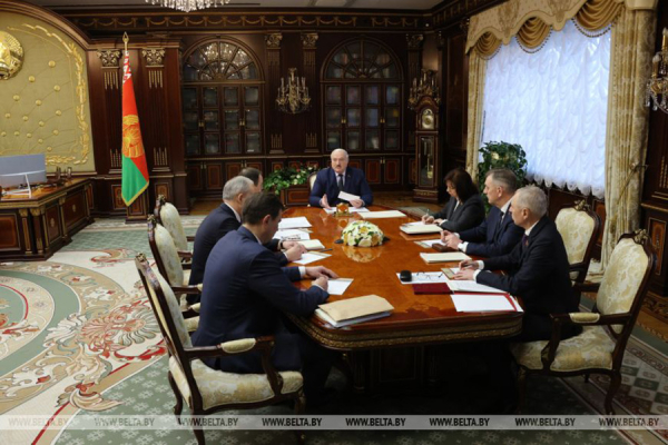 Подготовку к заседанию ВНС обсудили у Президента