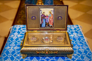 1 апреля в пределы Слуцкой епархии будет принесена частица пояса пресвятой Богородицы